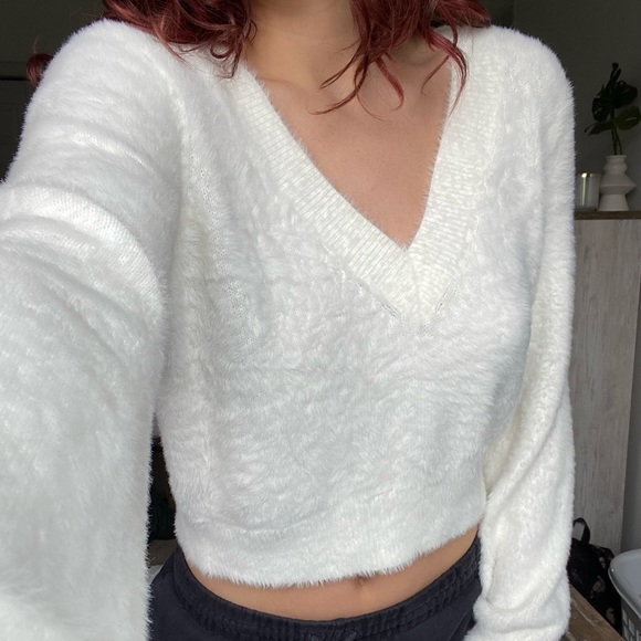 Sunday Best White Fuzzy V-Neck - Picture 1 of 4